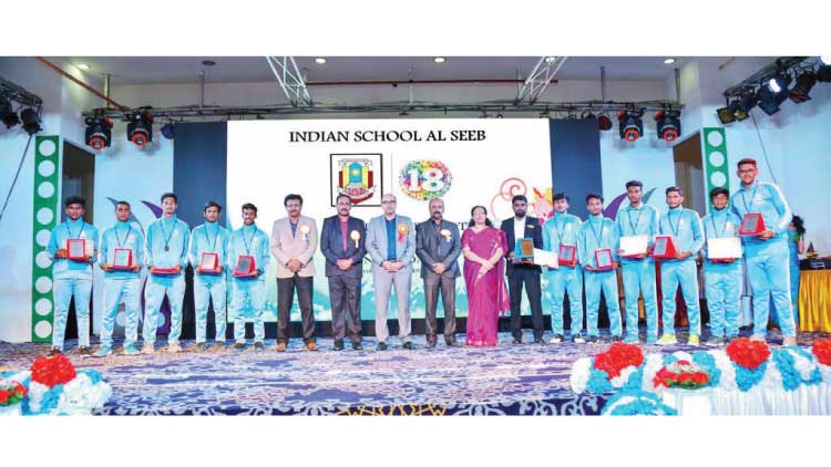 സീബ് ഇന്ത്യൻ സ്​കൂളിൽ വാർഷിക ദിനാഘോഷം