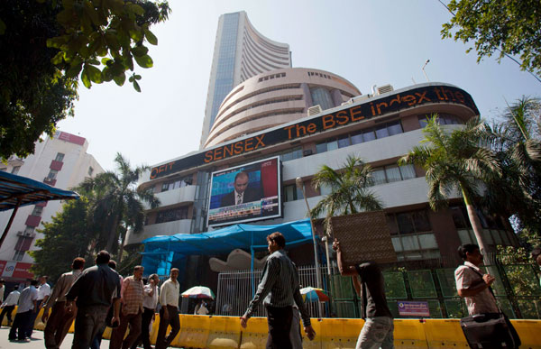 സെൻസെക്​സ്​ റെക്കോർഡ്​ ഉയരത്തിൽ