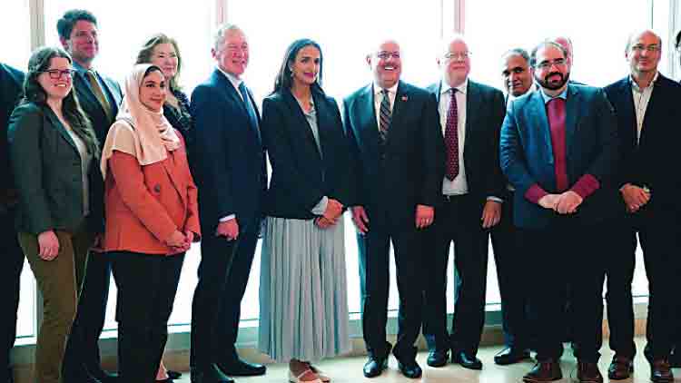 ക്യു.എഫ് ആഗോള പങ്കാളികളുമായി ശൈഖ ഹിന്ദ്​ ചർച്ച നടത്തി