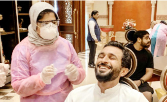 ആ​രോ​ഗ്യ​പ്ര​വ​ര്‍ത്ത​ക​രു​ടെ ശ്ര​മ​ങ്ങ​ള്‍ പാ​ഴാ​കി​ല്ല –ശൈ​ഖ് നാ​സി​ര്‍ ബി​ന്‍ ഹ​മ​ദ്