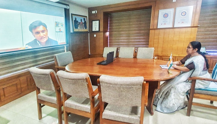 അന്ന്​ അതിർത്തിയടച്ച കർണാടക ഇന്ന്​ തേടുന്നത്​ കേരളമാതൃക