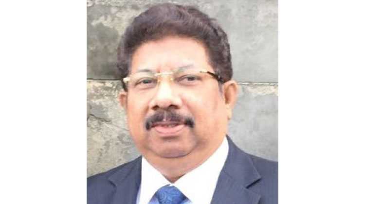 ഡോ. ​ഷാ​ജി മു​ഹ​മ്മ​ദ് ഹ​നീ​ഫ​ക്ക് ദു​ബൈ സ​ർ​ക്കാ​ർ ഗോ​ൾ​ഡ​ൻ വി​സ