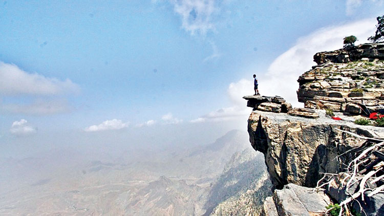 ‘സൂ​ര്യ​മ​ല’, വേ​ന​ൽ​ക്കാ​ല സ​ഞ്ചാ​രി​ക​ളു​ടെ ഇ​ഷ്​​ട​കേ​ന്ദ്രം