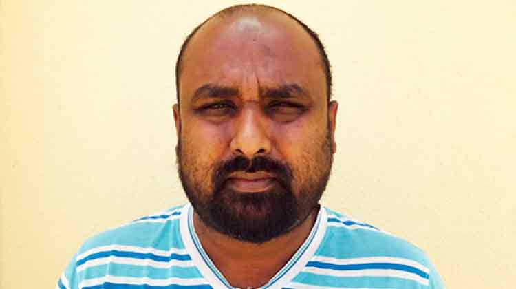 എ​ങ്ങ​നെ നാ​ട​ണ​യു​മെ​ന്ന​റി​യാ​തെ ഷ​റ​ഫു​ദ്ദീ​ൻ