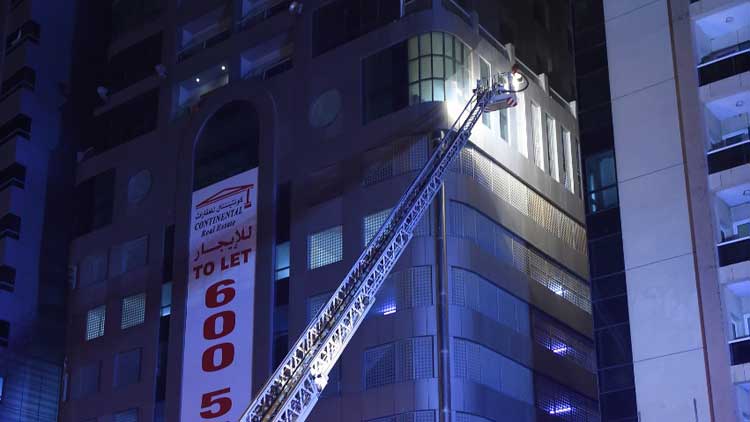 അ​ൽ മ​ജാ​സി​ലെ ബ​ഹു​നി​ല  കെ​ട്ടി​ട​ത്തി​ൽ തീ​പി​ടി​ത്തം