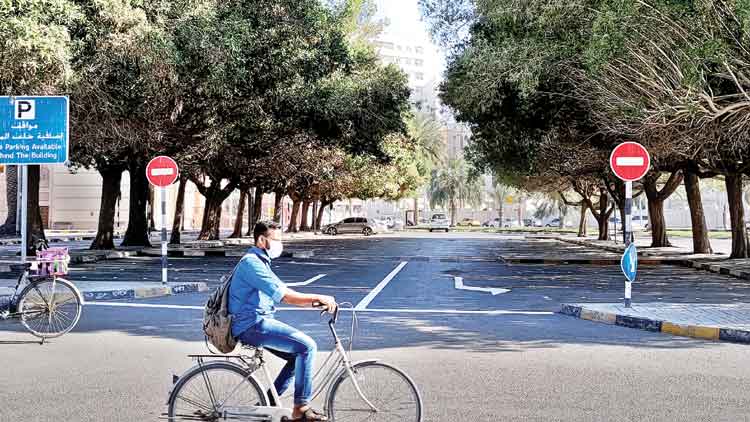 നൊ​മ്പ​രം​ പെ​യ്യു​ന്ന മ​രു​നാ​ട്ടി​ൽ