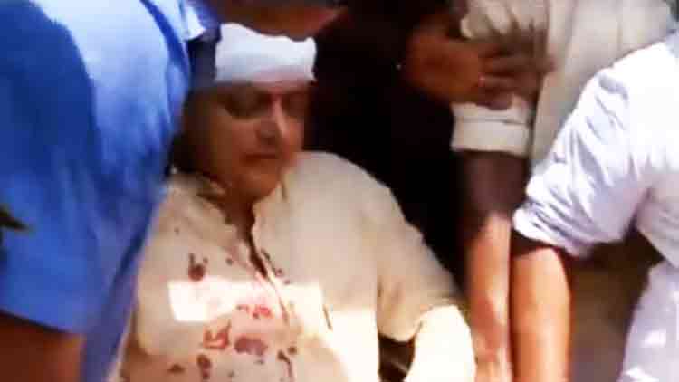 തുലാഭാരത്തിനിടെ തട്ട് പൊട്ടിവീണ് ശശി തരൂരിന് പരിക്ക്