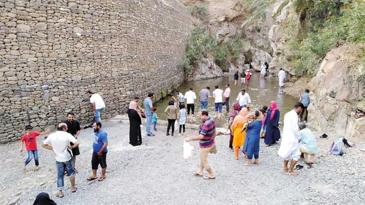 ഷീസ്​ ഗ്രാമം കണ്ടില്ലെങ്കിൽ നഷ്​ടമാണ്​ കണ്ണിനും മനസിനും