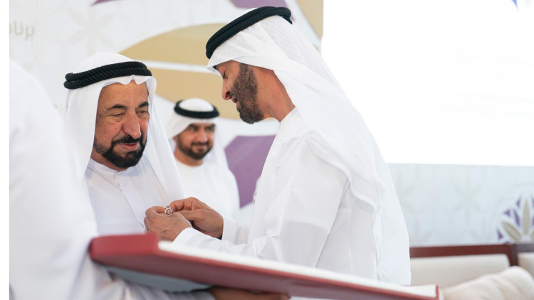 ഷാർജ ഭരണാധികാരിക്ക് ‘മദർ ഓഫ് ദി നേഷൻ ഓർഡർ’ പുരസ്‌കാരം സമ്മാനിച്ചു