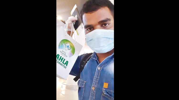 ഷി​ജോ നാ​ട്ടി​ലെ​ത്തി;കാ​ൻ​സ​ർ രോ​ഗി​യാ​യ പി​താ​വി​നെ പ​രി​ച​രി​ക്കാ​ൻ 