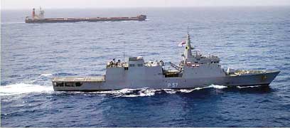 ഇ​ന്ത്യ​ൻ ച​ര​ക്കു​ക​പ്പ​ലു​ക​ളു​ടെ സു​ര​ക്ഷ ഉ​റ​പ്പാ​ക്കി ‘ഒാ​പ​റേ​ഷ​ൻ സ​ങ്ക​ൽ​പ്​’