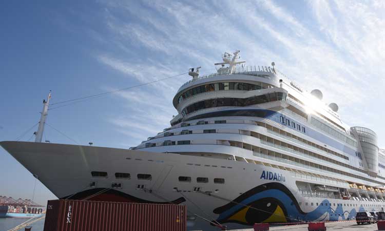 ക്രൂയിസ്​ കപ്പൽ  സലാല തുറമുഖത്തെത്തി