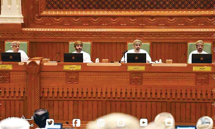 പ്ലാ​സ്​​റ്റി​ക്​ ബാ​ഗു​ക​ൾ​ക്ക്​ ലെ​വി: മ​ജ്​​ലി​സു​ശ്ശൂ​റ ച​ർ​ച്ച ചെ​യ്​​തു