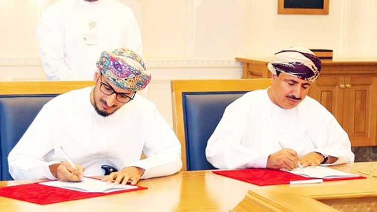 500 സ്വ​ദേ​ശി​ക​ൾ​ക്ക്​ മാ​നേ​ജീ​രി​യ​ൽ ത​ല​ങ്ങ​ളി​ൽ പ​രി​ശീ​ല​നം