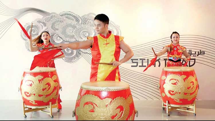 ഷാ​ർ​ജ സി​ൽ​ക്ക് റോ​ഡ് ബു​ക്സ് ​പ്ര​ദ​ർ​ശ​നം തു​ട​ങ്ങി