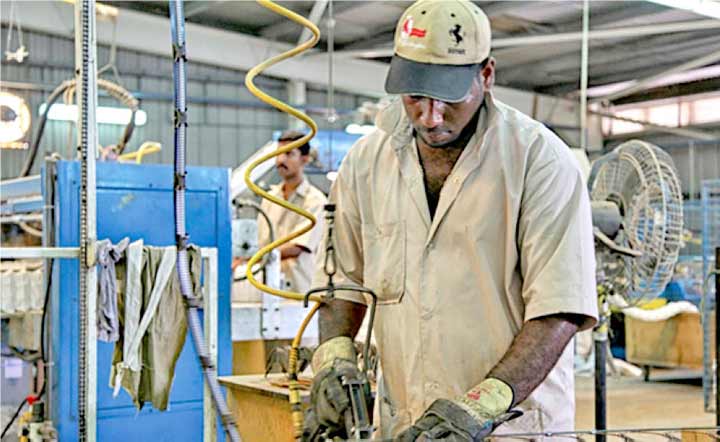 ചെറുകിട^ഇടത്തരം വ്യവസായ സ്ഥാപനങ്ങളുടെ രജിസ്​ട്രേഷൻ കുറഞ്ഞു