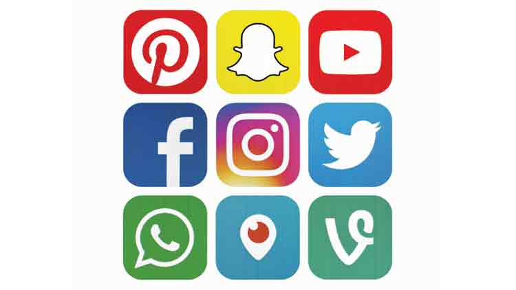 സ​മൂ​ഹ മാ​ധ്യ​മ​ങ്ങ​ളെ നി​യ​ന്ത്രി​ക്കാ​ൻ നി​യ​മ​നി​ർ​മാ​ണ​ത്തി​ന്​ സാ​ധ്യ​ത