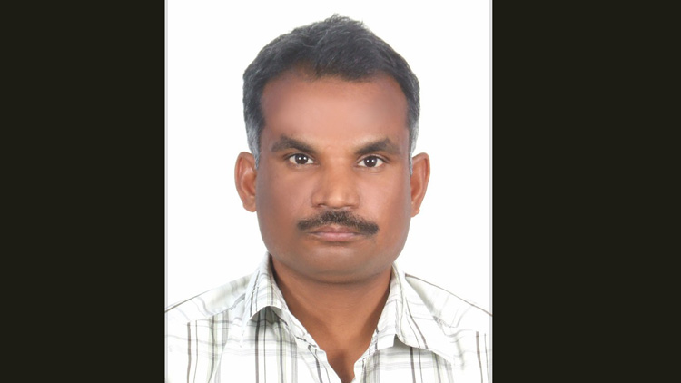 റോഡ് മുറിച്ച് കടക്കുന്നതിനിടെ  വാഹനമിടിച്ച് പരിക്കേറ്റ മലയാളി മരിച്ചു