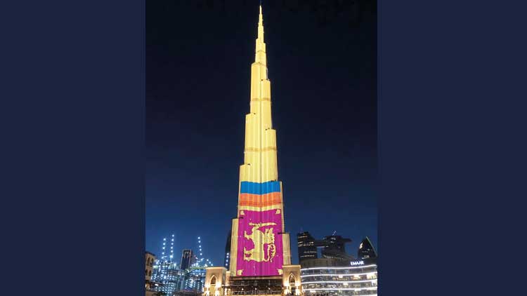 ശ്രീലങ്കക്ക് ​െഎക്യദാർഢ്യം; ലങ്കൻ പതാകണിഞ്ഞ് ബുർജ് ഖലീഫ