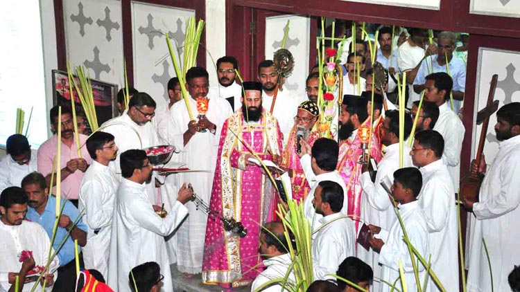 ഓ​ശാ​ന പെ​രു​ന്നാ​ൾ ആ​ച​രി​ച്ചു