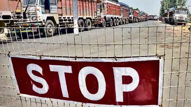 കേരള-കർണാടക അതിർത്തി വഴി ഇനി ആരെയും കടത്തിവിടില്ല -കലക്ടർ