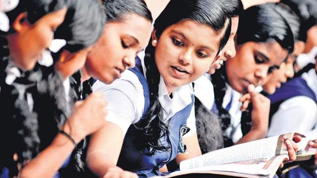 സ്​കൂളുകളിൽ പത്താം ക്ലാസ്​ കയറ്റം പാദ, അർധവാർഷിക പരീക്ഷ മാർക്ക്​ പരിഗണിച്ച്​