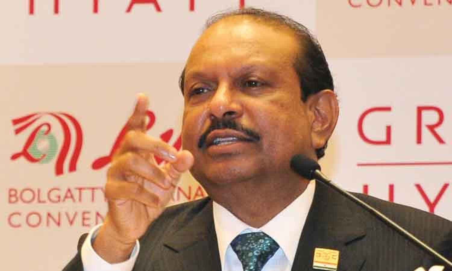 കെ.എം ബഷീറിന്‍റെ കുടുംബത്തിന് യൂസുഫലി 10 ലക്ഷം നൽകും | ma yusuf ali