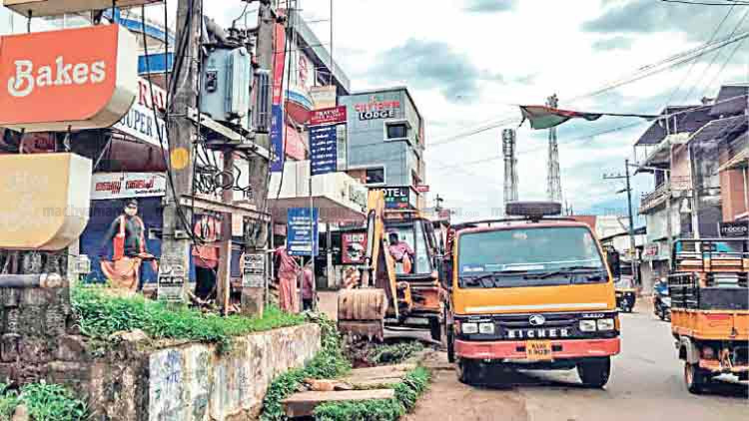 എം.എല്‍.എയുടെ ഇടപെടല്‍ ഫലം കണ്ടു; എടക്കരയിലെ വെള്ളക്കെട്ട് ഒഴിവാക്കാന്