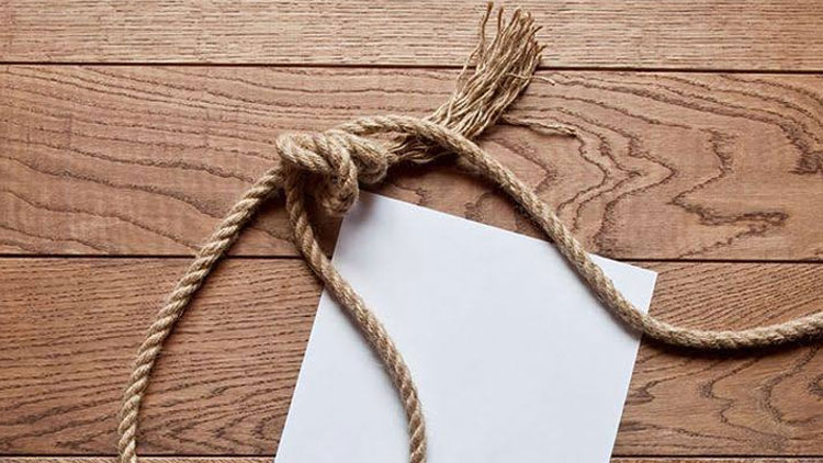 കേരളത്തിൽ ആത്മഹത്യനിരക്ക് കുറയുന്നു; ഒന്നാം സ്ഥാനത്തുനിന്ന് അഞ്ചിലേക്ക്