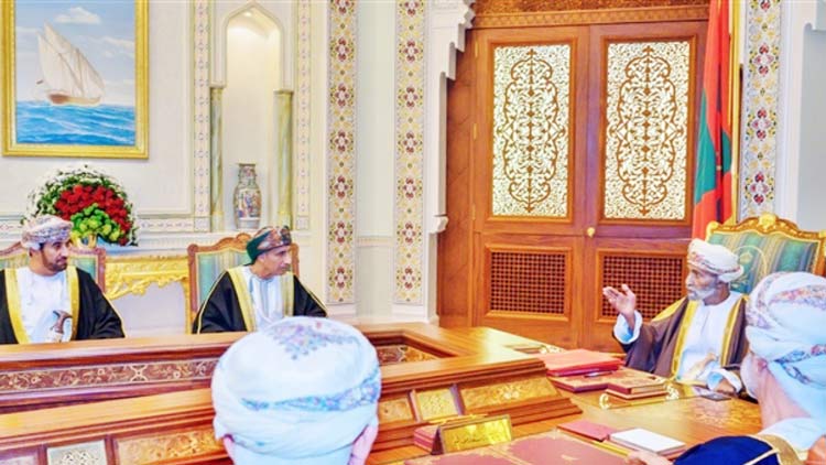 സുൽത്താൻ മന്ത്രിസഭ യോഗത്തിൽ അധ്യക്ഷത വഹിച്ചു സുൽത്താൻ മന്ത്രിസഭ യോഗത്തിൽ അധ്യക്ഷത വഹിച്ചു