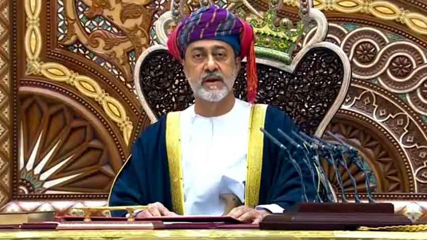 സർക്കാർ മേഖലയിലെ വിദേശ  കൺസൾട്ടൻറുമാരുടെ കരാർ പുതുക്കി നൽകരുത്​