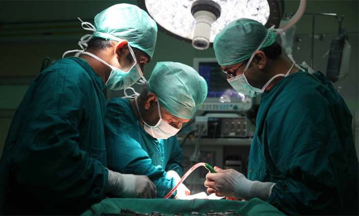 അടിമാലി ആശുപത്രിയിൽ ശസ്ത്രക്രിയ സ്വകാര്യ ഡോക്​ടർമാരെ ആശ്രയിച്ച്