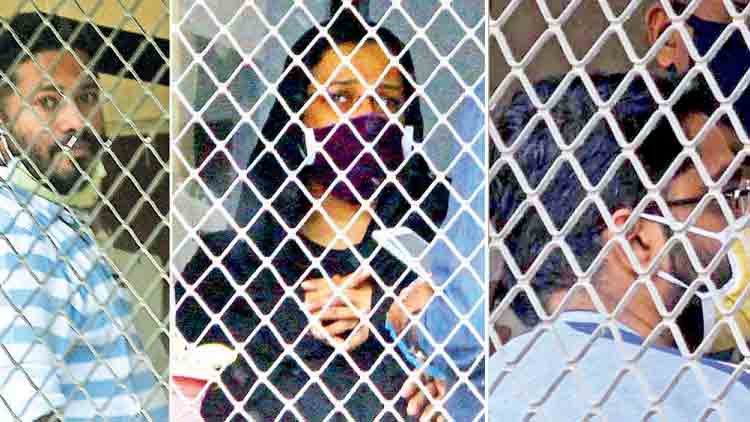 സ്വപ്​നയുടെ ലോക്കറിൽ നിന്ന്​ ഒരു കിലോ സ്വർണവും ഒരു കോടി രൂപയും കണ്ടെത്തിയെന്ന്​ എൻ.ഐ.എ