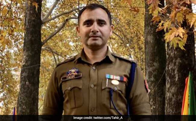 ഗുജറാത്ത്​ വംശഹത്യ: മോദി വിരുദ്ധ  ട്വീറ്റ്​ നീക്കം ചെയ്യാൻ ജമ്മുകശ്മീര്‍ പൊലീസിന്​ സമ്മർദ്ദം