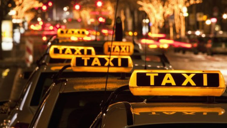 കോവിഡ്​: കുവൈത്തിൽ ടാക്​സി സർവീസ്​ നിർത്തി