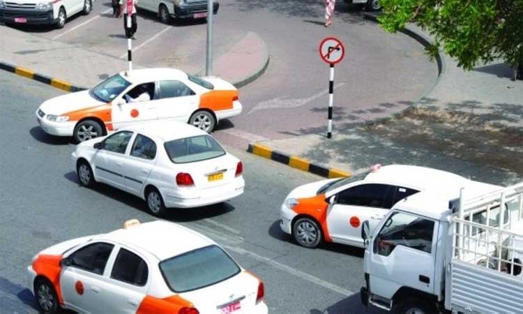 ടാ​ക്​​സി​ക​ൾ​ക്ക്​ അ​ടു​ത്ത​വ​ർ​ഷം  ജൂ​ൺ മു​ത​ൽ ഏ​കീ​കൃ​ത നി​ര​ക്ക്​