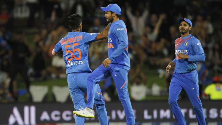 അജയ്യം, അപരാജിതം ഇന്ത്യ