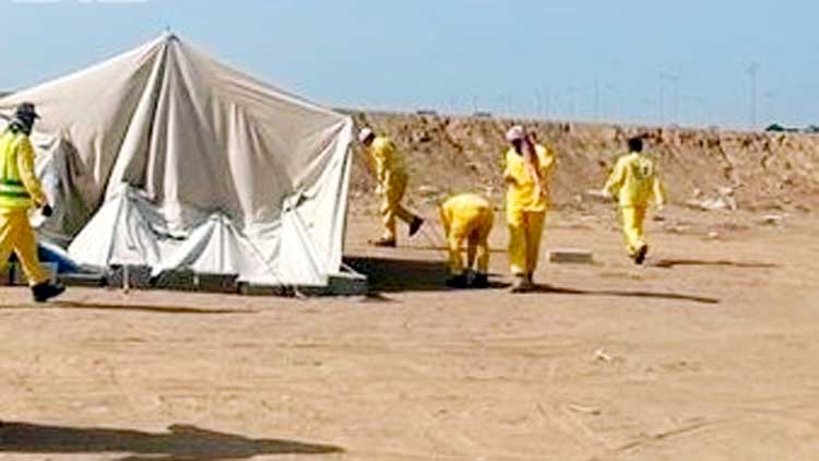 ശൈ​​ത്യ​​കാ​​ല കൂ​​ടാ​​ര​​ങ്ങ​​ൾ  പൊ​​ളി​​ച്ചു​​നീ​​ക്കു​​ന്നു