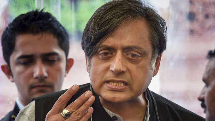 ​െഎ.പി.യുവിൽ കശ്​മീർ ഉന്നയിച്ച്​ പാകിസ്​താൻ; രൂക്ഷ വിമർശനവുമായി തരൂർ