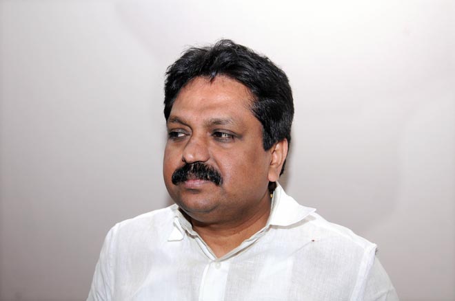 കെ.​ബി.​പി.​എ​സ് എം.​ഡി  സ്ഥാ​ന​ത്തു​നി​ന്ന്​ ത​ച്ച​ങ്ക​രി​യെ മാ​റ്റി