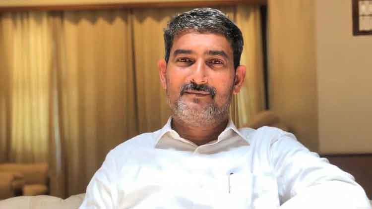 നാം മുന്നോട്ട്​; ഇരുൾ നീങ്ങും, നല്ല നാളുകൾ വരും 