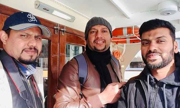 സ​ഞ്ചാ​രി​ക​ളേ ഇ​തി​ലേ ഇ​തി​ലേ... ഇ​ന്ന്​ ലോ​ക ടൂ​റി​സ്​​റ്റ്​ ഗൈ​ഡ്​ ദി​നം നൂ​റു രാ​ജ്യ​ങ്ങ​ൾ കറങ്ങുവാ​നു​ള്ള  ഒ​രു​ക്ക​ത്തി​ൽ ഒ​രു ച​ങ്ങാ​തി​ക്കൂ​ട്ട്​