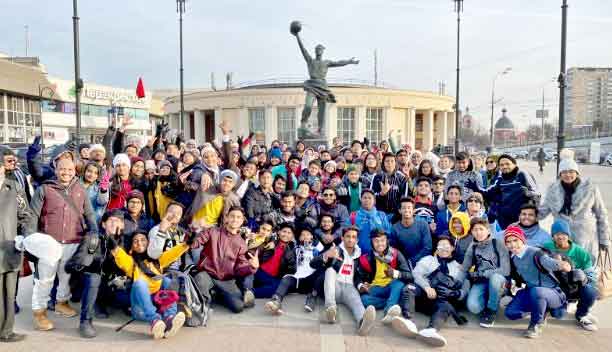 മോ​സ്​​കോ വി​ശേ​ഷം പ​റ​ഞ്ഞു​തീ​രാ​തെ ഇൗ ​കു​ട്ടി​ക്കൂ​ട്ടം​