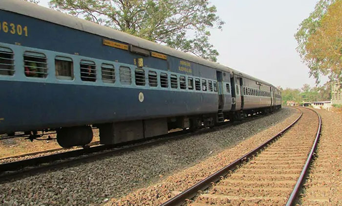 കർണാടകയിൽനിന്ന് 200 പ്രത്യേക ട്രെയിനുകൾ