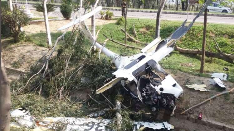 trainer-flight-crash