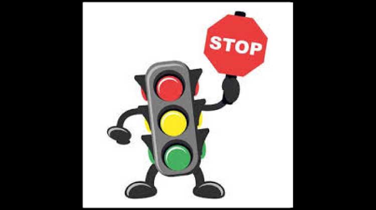 രാജ്യത്തെ വാഹനാപകടങ്ങളിലും ഗതാഗത നിയമലംഘനങ്ങളിലും ഗണ്യമായ കുറവ്