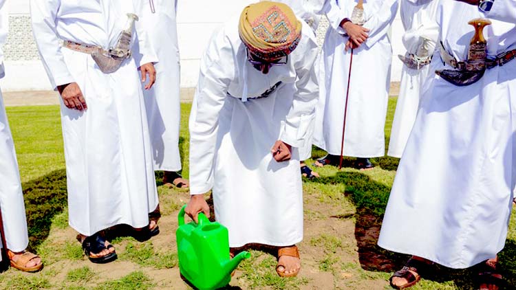 പ​ത്തു​ ദ​ശ​ല​ക്ഷം കാ​ട്ടു​മ​ര​ങ്ങ​ൾ  ന​ടാ​ൻ പ​ദ്ധ​തി