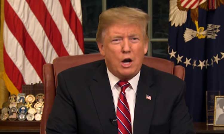 മെക്​സിക്കൻ അതിർത്തിയിൽ മതിൽ പണിയും; അടിയന്തരാവസ്​ഥ പ്രഖ്യാപിച്ച്​ ട്രംപ്​