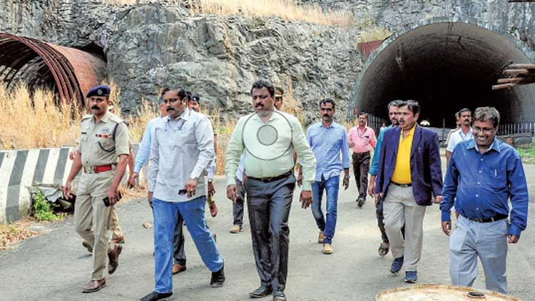 കുതിരാനിൽ 15 ദിവസം  ഗതാഗത നിയന്ത്രണം