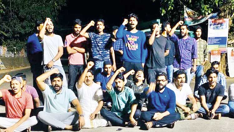 ഡല്‍ഹി കലാപം: നാടെങ്ങും പ്രതിഷേധ പരമ്പര